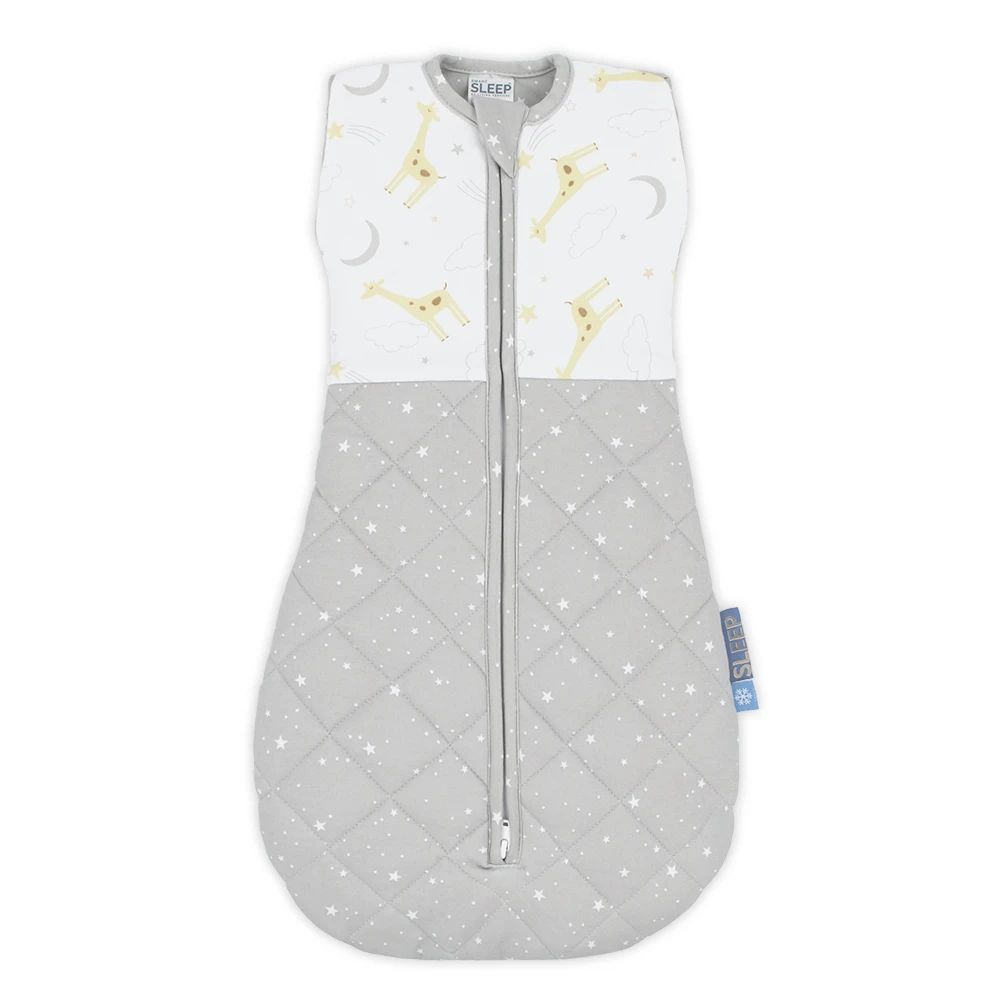 living-textiles-smart-sleep-zip-up-swaddle-noah-giraffe