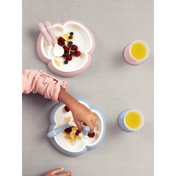 Baby bjorn feeding outlet