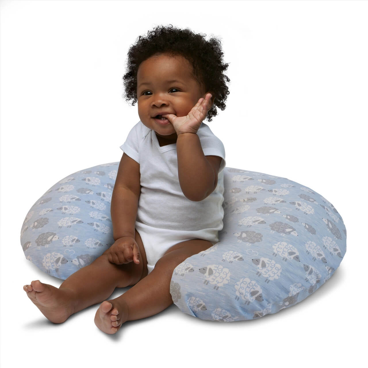 Baby sitting up in boppy cheap