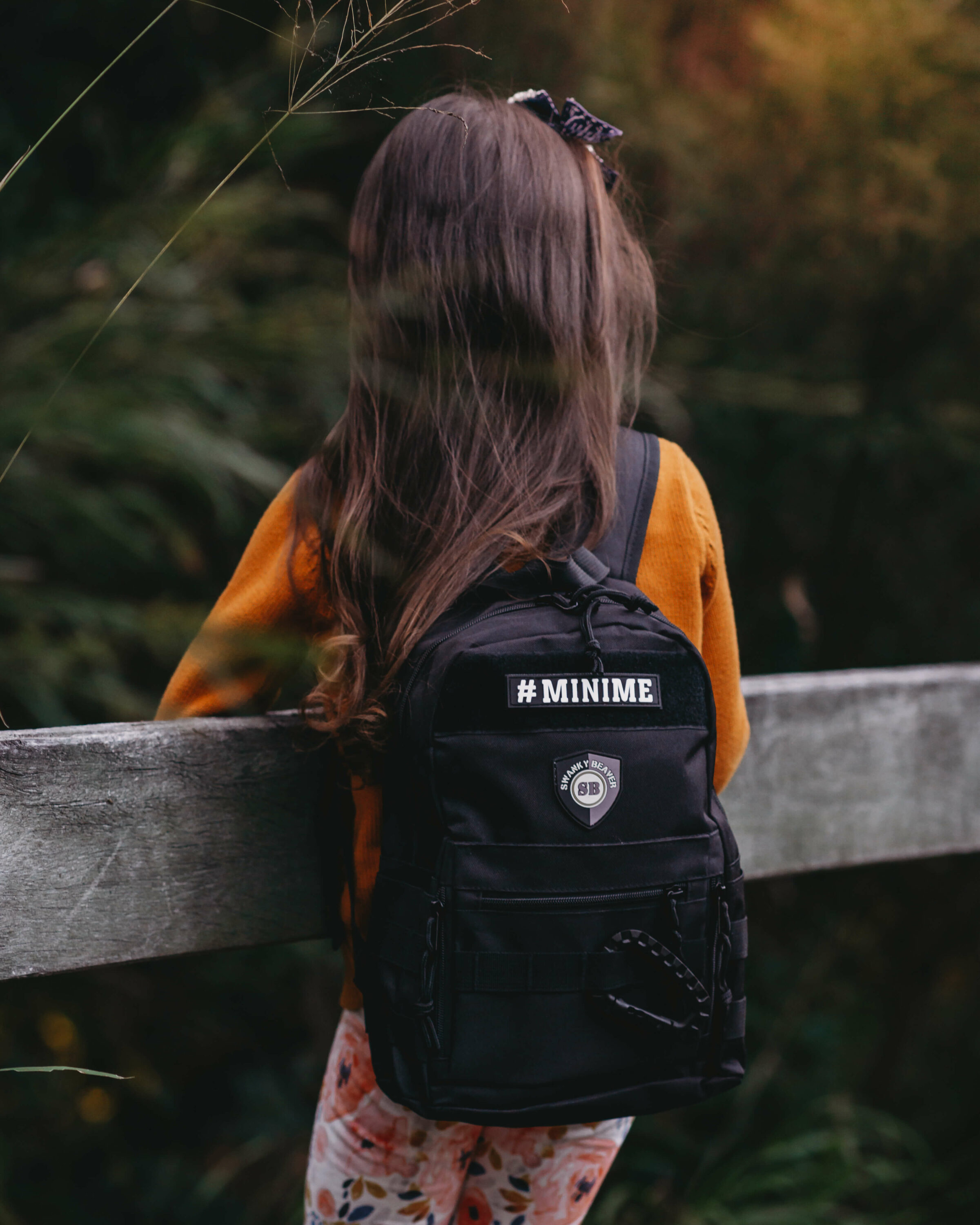 swanky-beaver-minime-black-ls