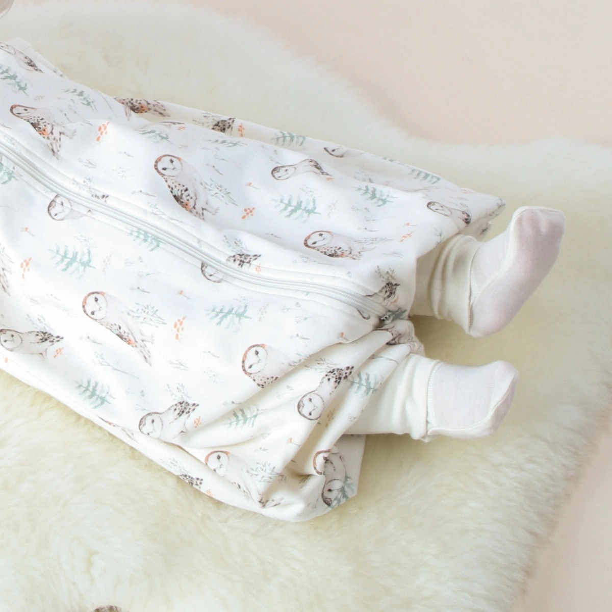 lb298o_little_bee_by_dimples-sleepwalker-merino-owl-3