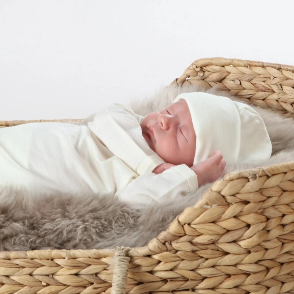 Little Bee Merino Beanie Cream Baby On The Move