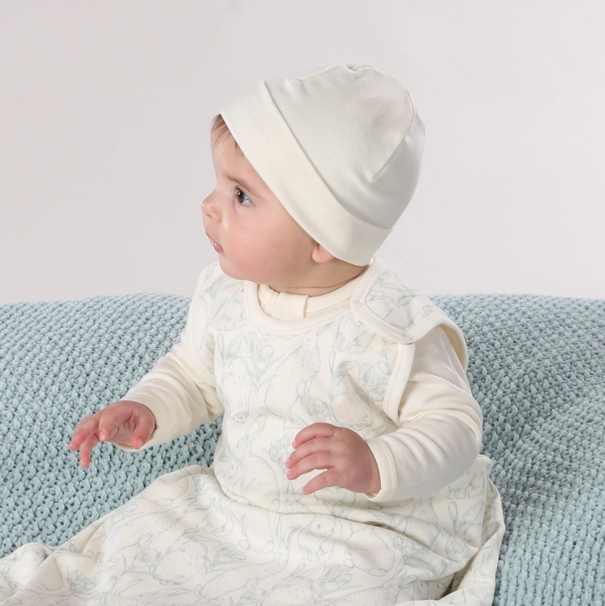 lbb1c_little_bee_by_dimples_merino-winter-baby-beanie-hat-cream-4