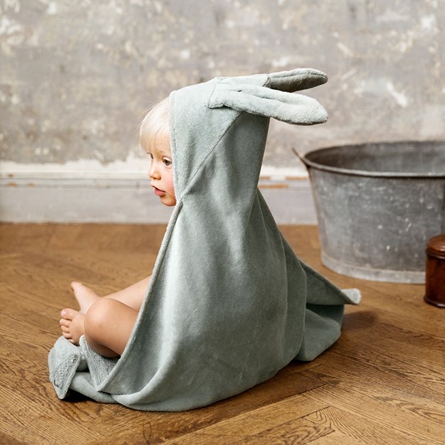 70660119184NA_elodie-hooded-towel-mineral-green-ls2