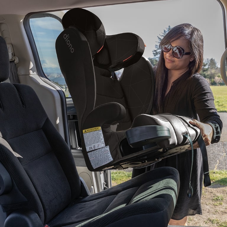 Diono Monterey 2XT Baby On The Move
