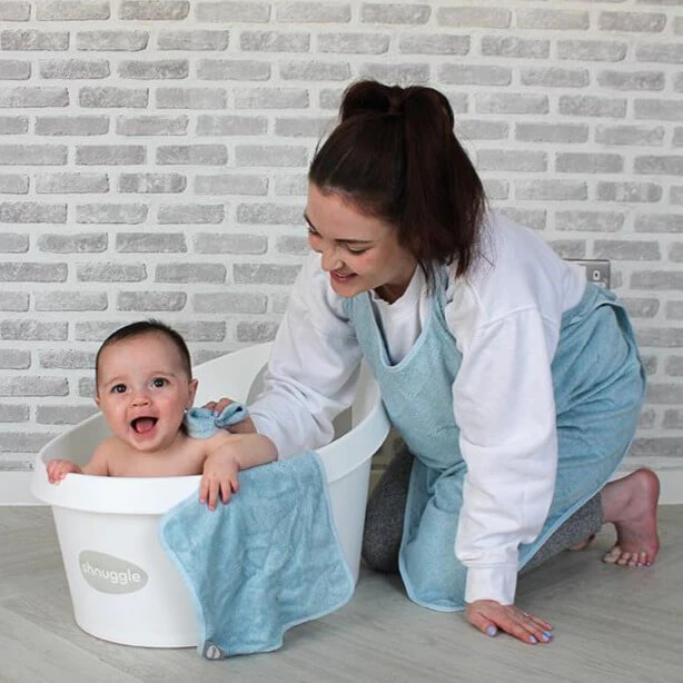 shnuggle-wearable-hooded-towel-blue-ls2