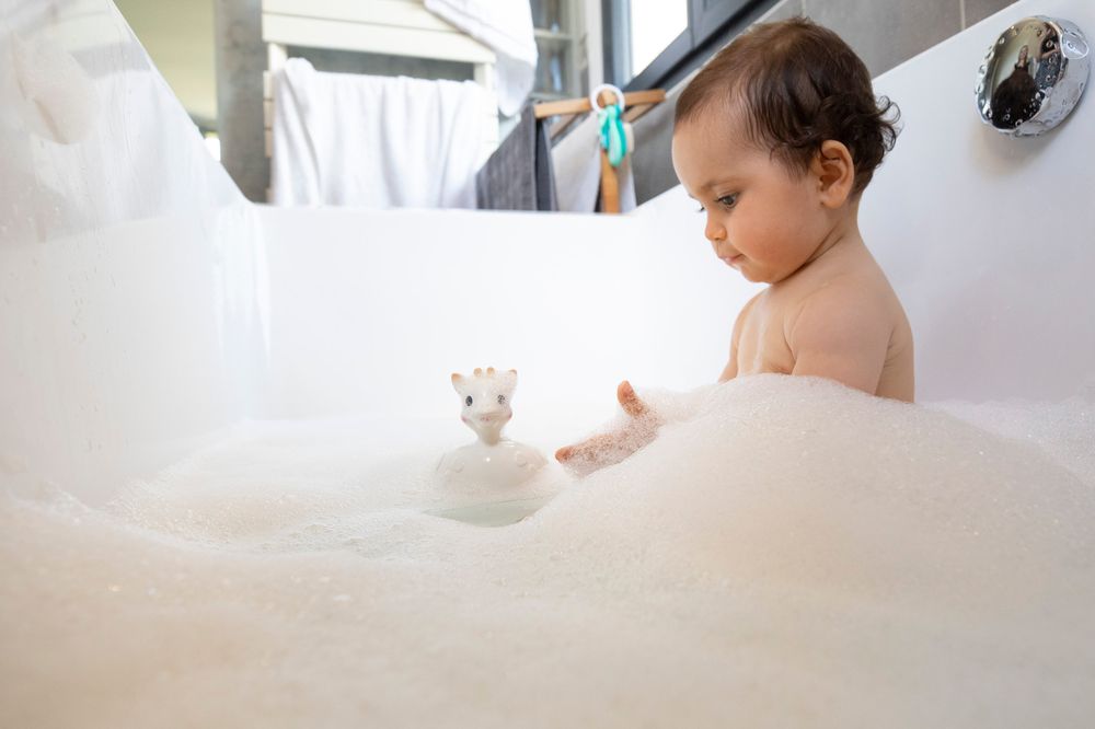 sophie-la-girafe-so-pure-bath-toy-3