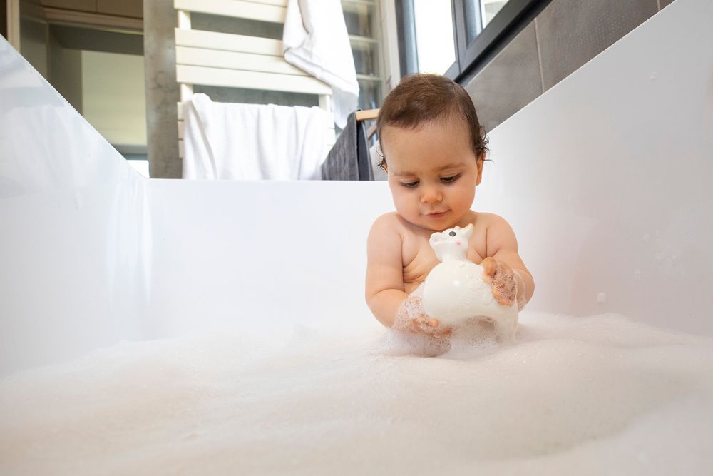 sophie-la-girafe-so-pure-bath-toy-5
