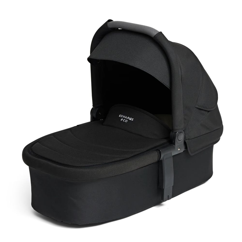 edwards-and-co-carry-cot-2