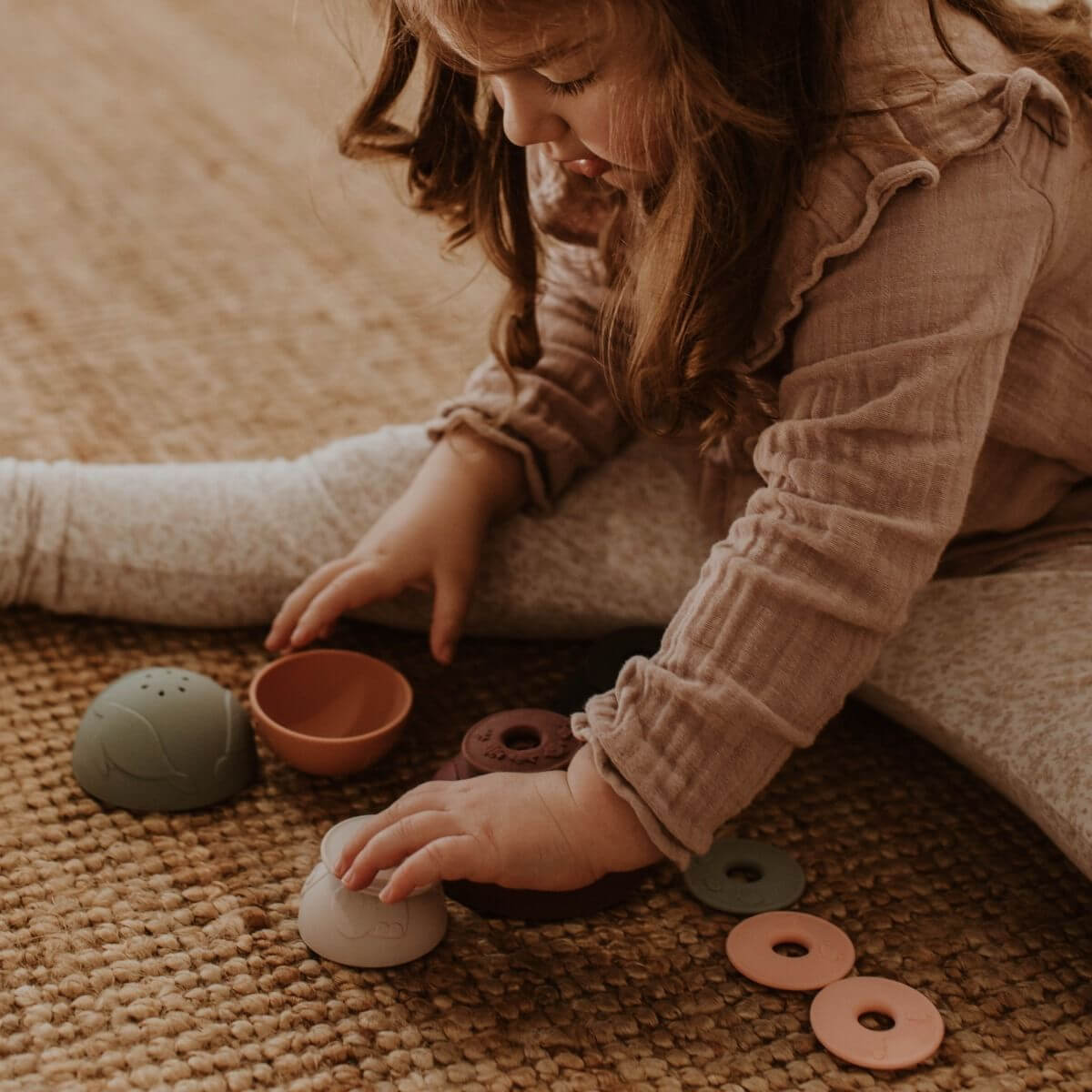 jellystone-designs-ocean-stacking-cups-earth-ls