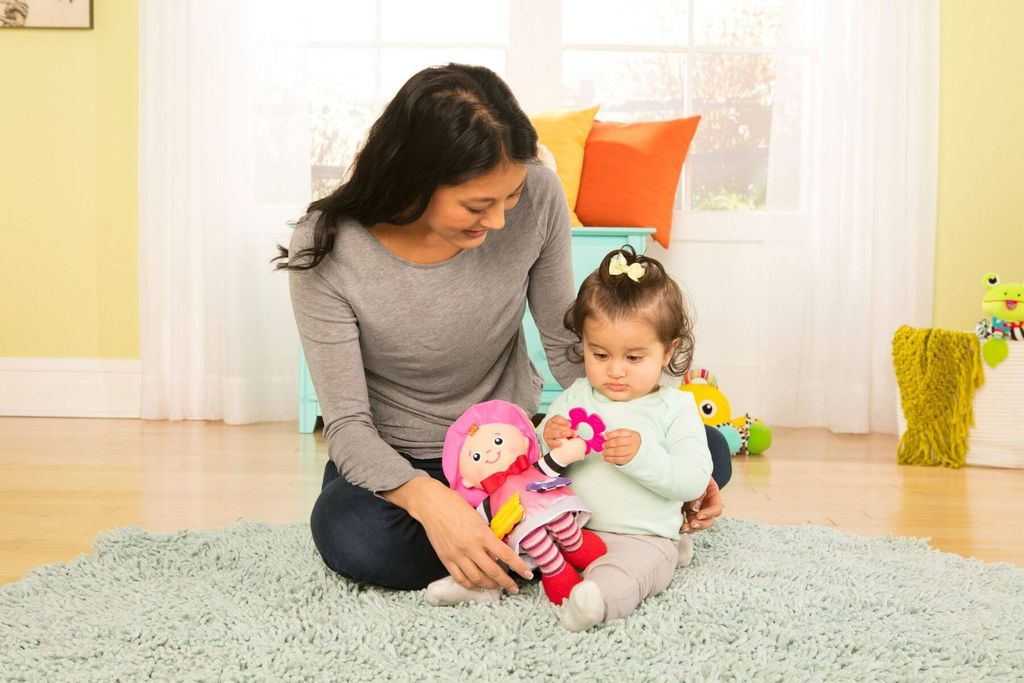 l27182-lamaze-my-friend-sarah-3