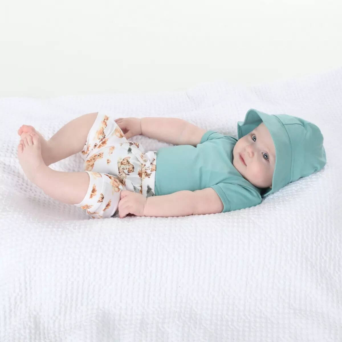 ap175_little-bee-by-dimples-african-plains-cotton-shorts-ls