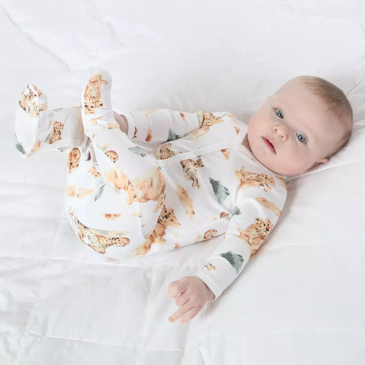 ap211_little-bee-by-dimples-african-plains-cotton-babygrow-ls