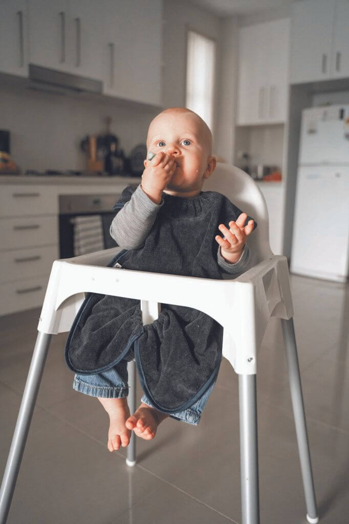 119199_Towel_Highchair_Hugger_Navy-ls