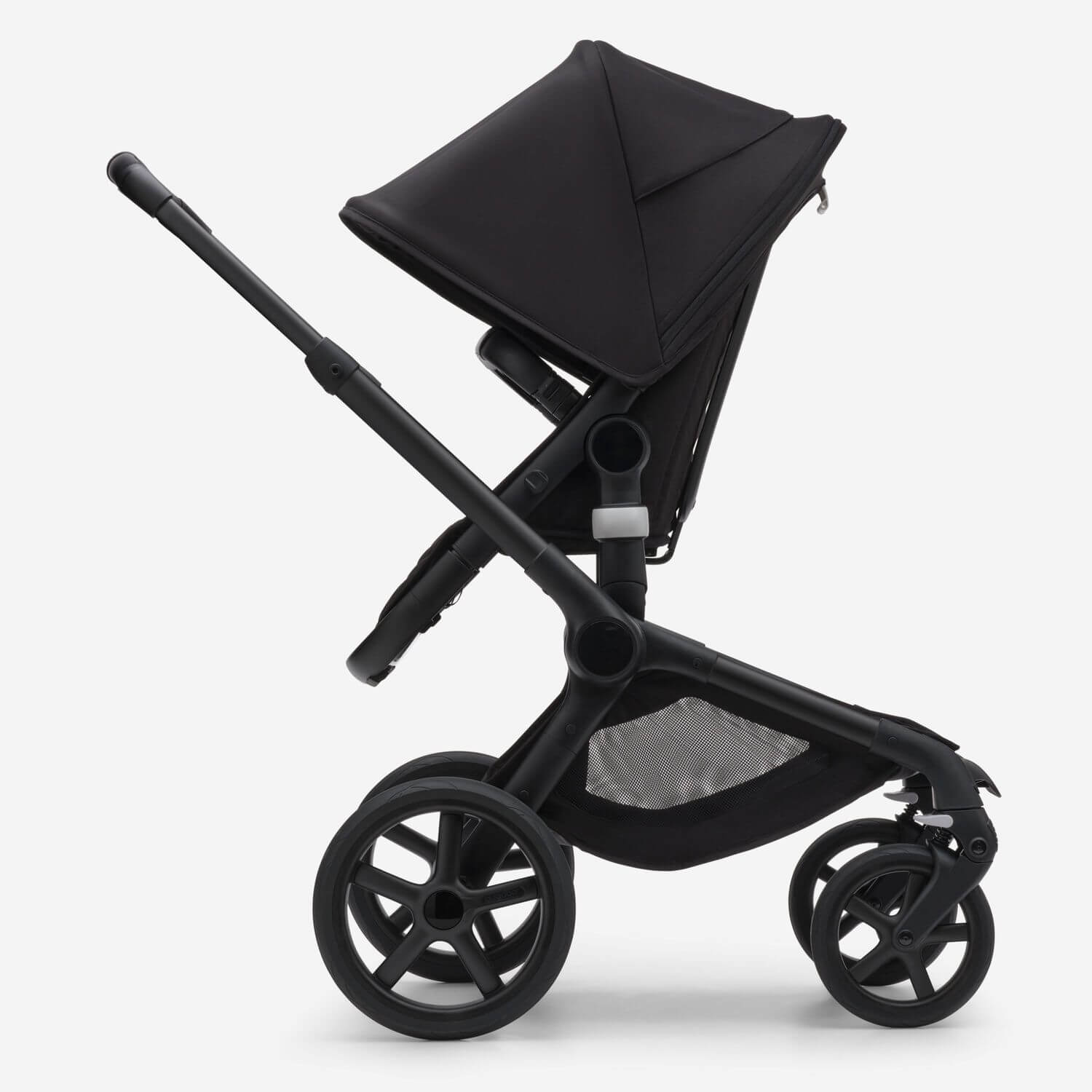 Bugaboo-Fox-5-complete-stroller-black-chassis-midnight-3