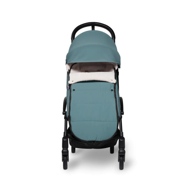 Stokke YOYO Footmuff Baby On The Move