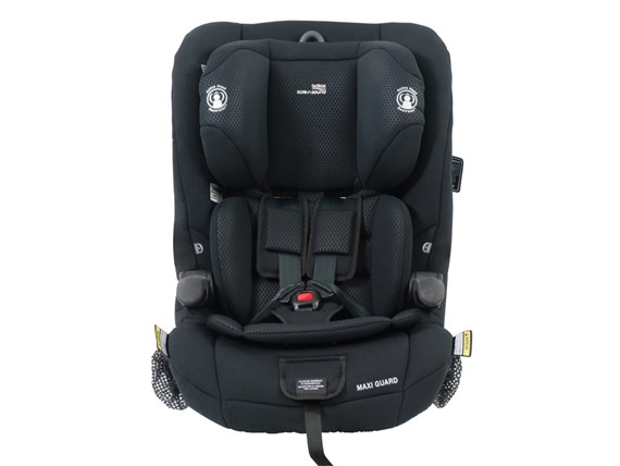 Britax Safe n Sound Maxi Guard Baby On The Move